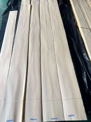 হোটেল আসবাবপত্র প্রাকৃতিক আমেরিকান সাদা অ্যাশ ক্রাউন ভিনিয়ার পরিবেশ-বান্ধব এবং দীর্ঘস্থায়ী ডিজাইনের জন্য