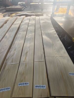 হোটেল সজ্জা এবং আসবাবপত্রের জন্য ০.৫ মিমি পুরুত্বের ব্রাউন এলম ক্রাউন কাট ভিনিয়ার